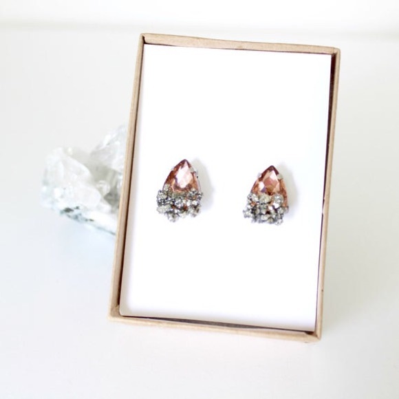 Borcik Jewelry - 🆕 Pyrite earrings - Champagne Teardrop Earrings